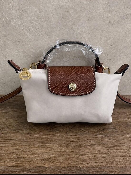 Longchamp Handbags - Longchamp Le Pliage Pouch Handle